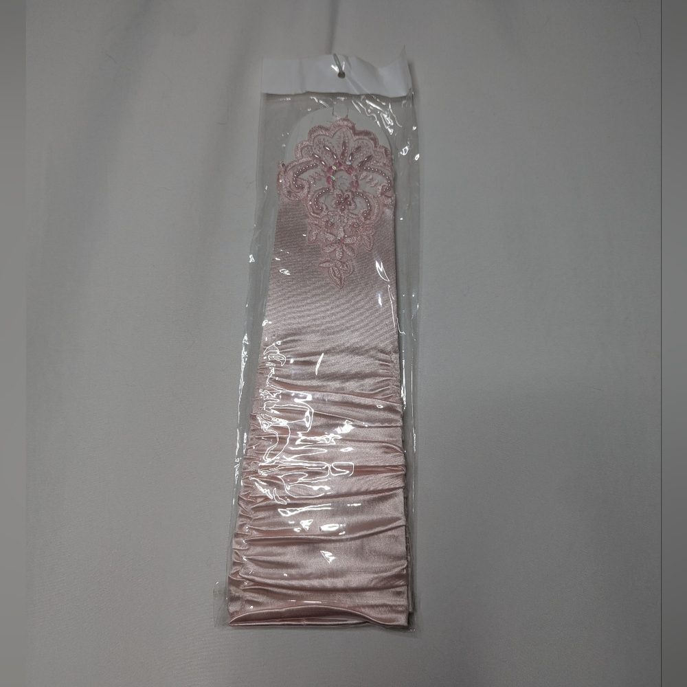 New Womens Light Pale Pink Satin Beaded Embroidered Fingerless Gloves One Size
